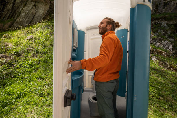 Best Portable restroom trailer rental  in Otterbe, IN